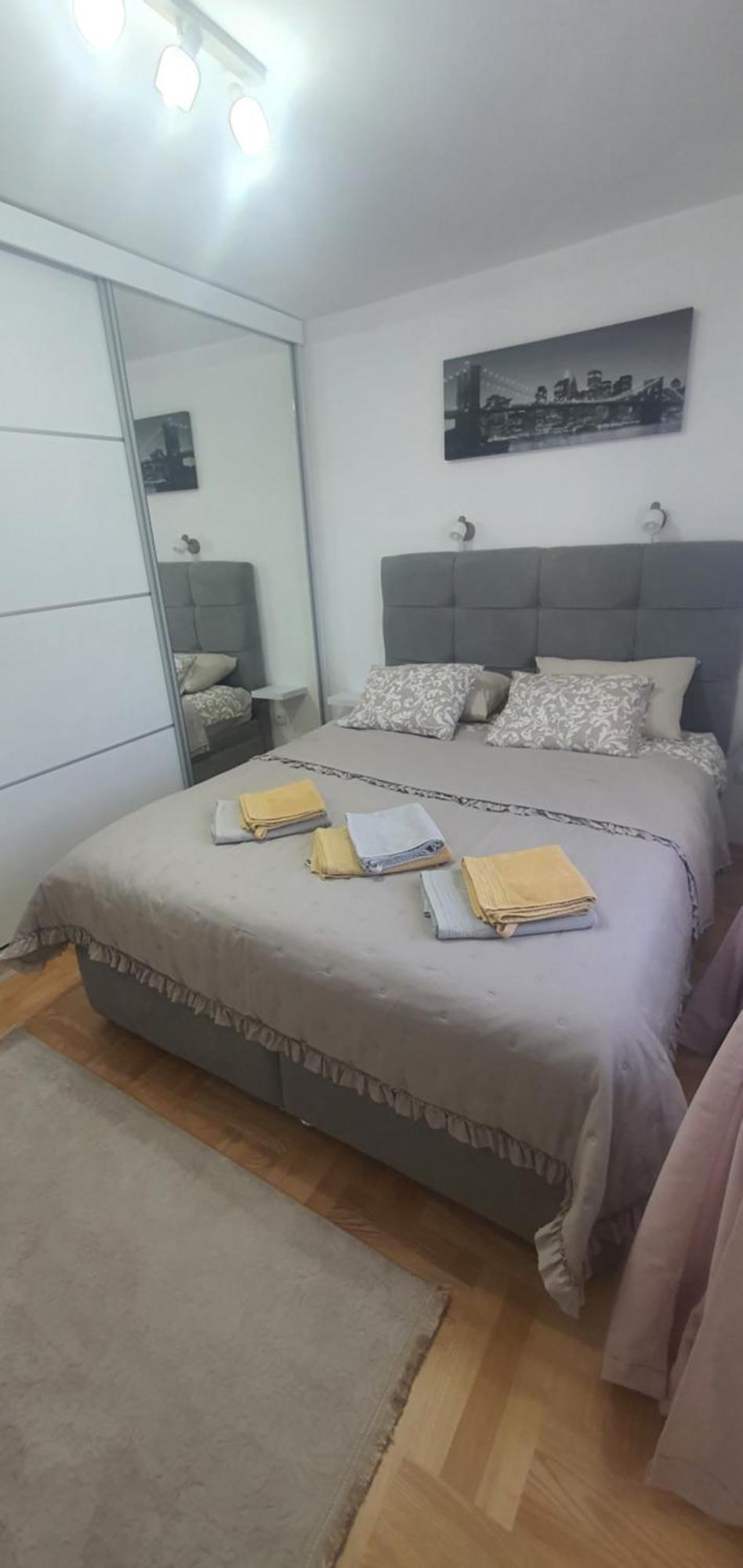 Appartamento Apartman Tadej & Free Parking Vrnjci Esterno foto