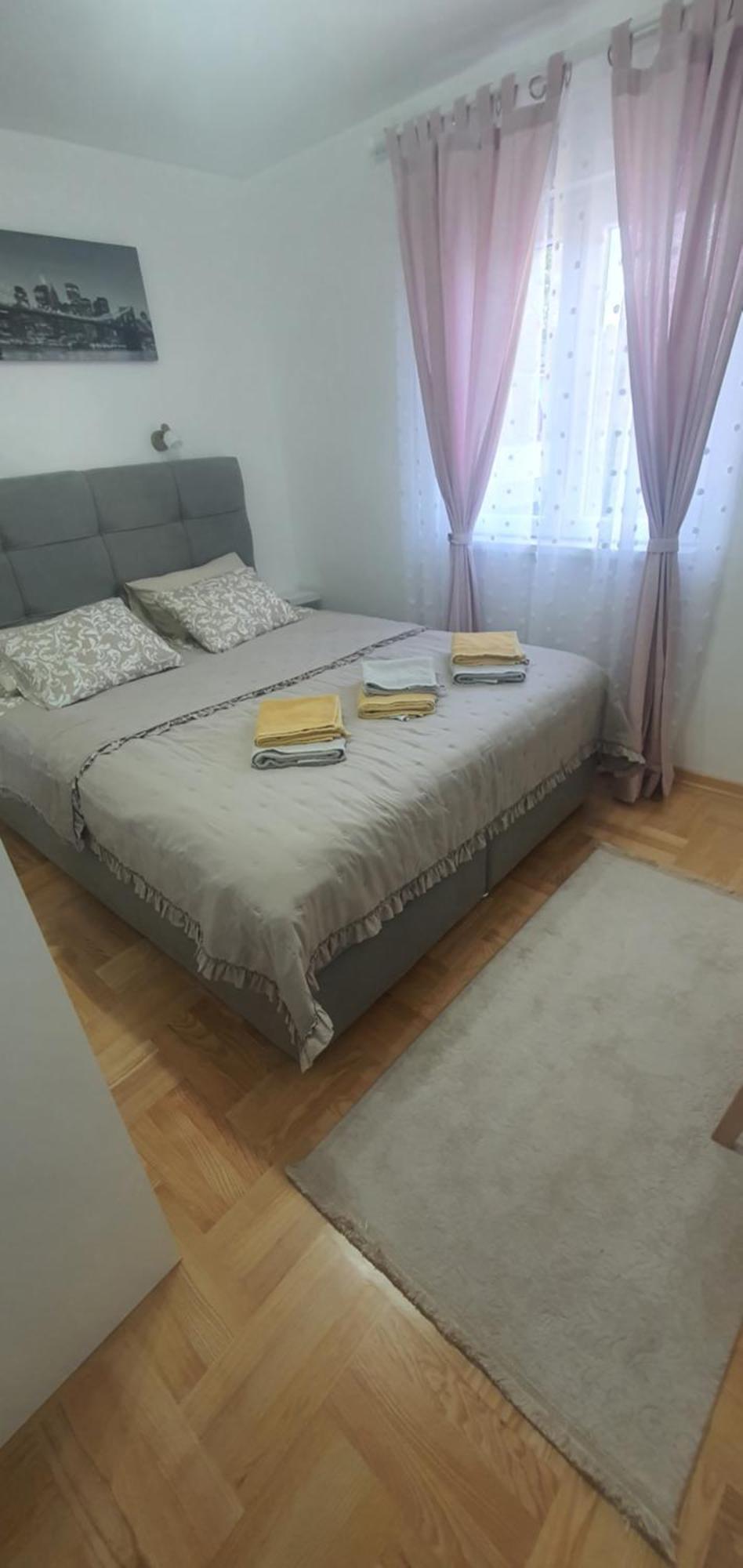 Appartamento Apartman Tadej & Free Parking Vrnjci Esterno foto